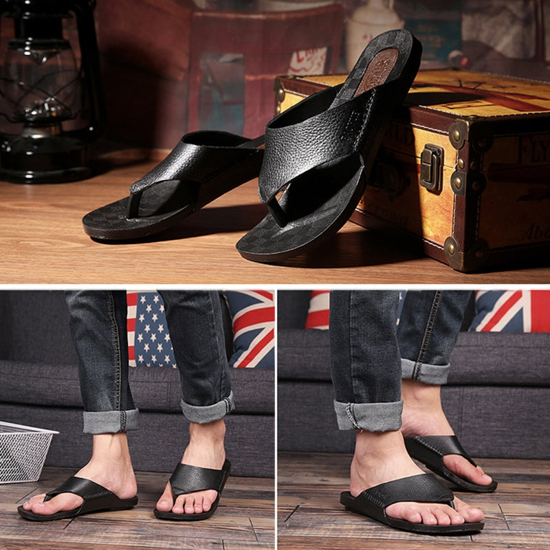 BEI WRH 1 Pair Summer Outdoor Beach Sandals Men Wear-Resistant PVC Slippers, Size: 43(Flip Flops Brown)