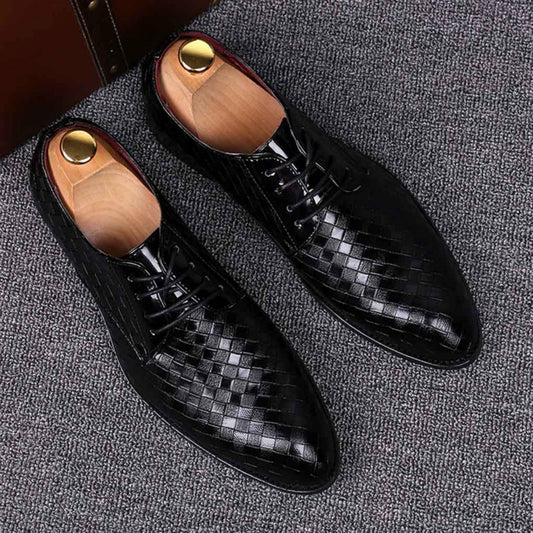 BEI WRH Men Business Dress Shoes Crocodile Leather Shoes Pointed Strips Brock Casual Shoes, Size:44(Black)